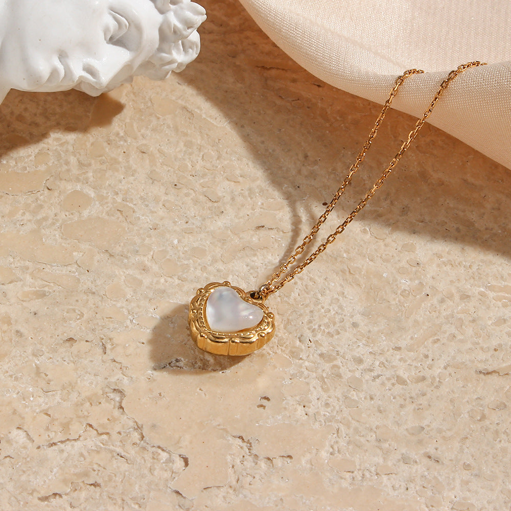 High-grade Love Light Luxury Pendant Stainless Steel Necklace