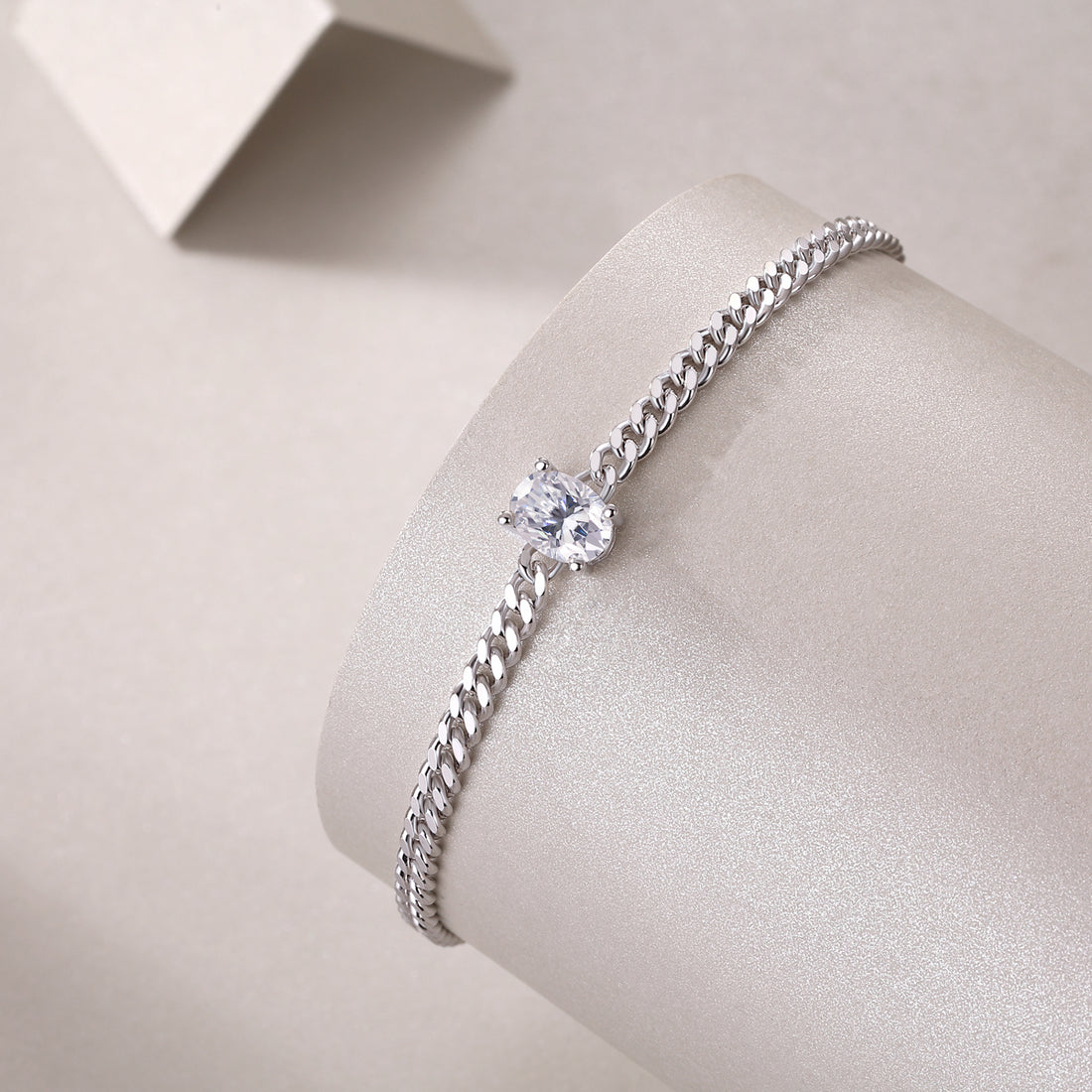 S925 Silver 1ct Oval Moissanite Bracelet, Cuban Link Adjustable