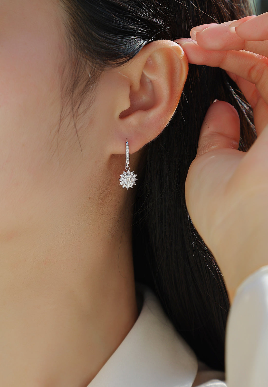 Qingcheng Fashionable Luxurious Diamond Jewelry Earrings
