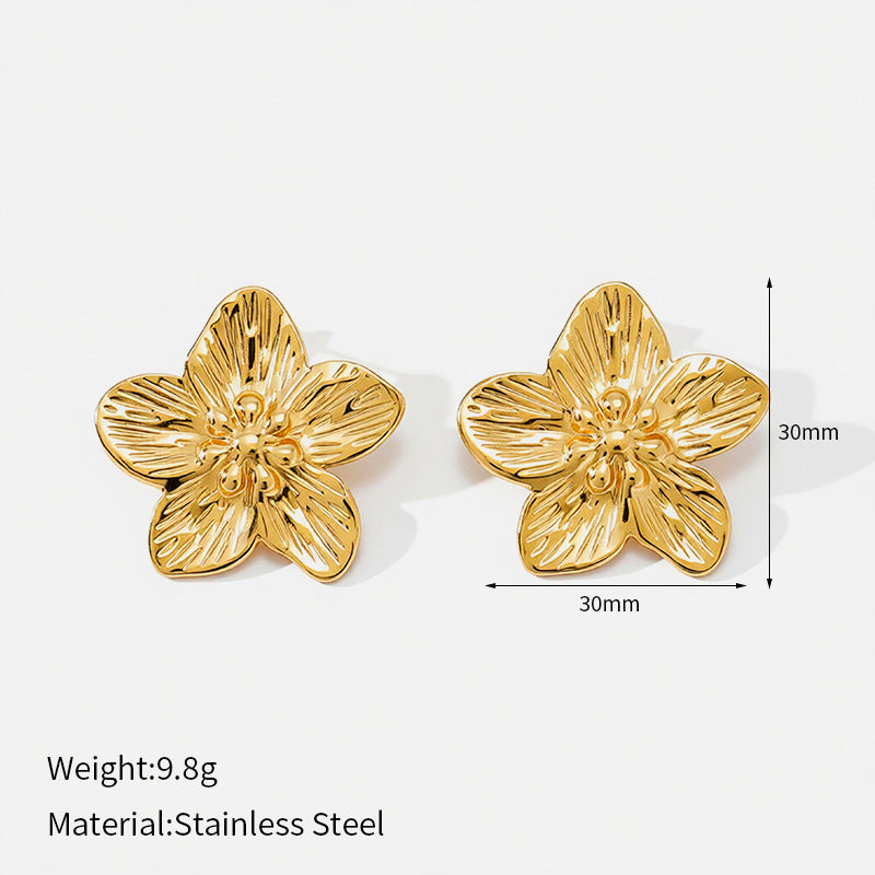Glossy Teardrop and Floral Earring Styles