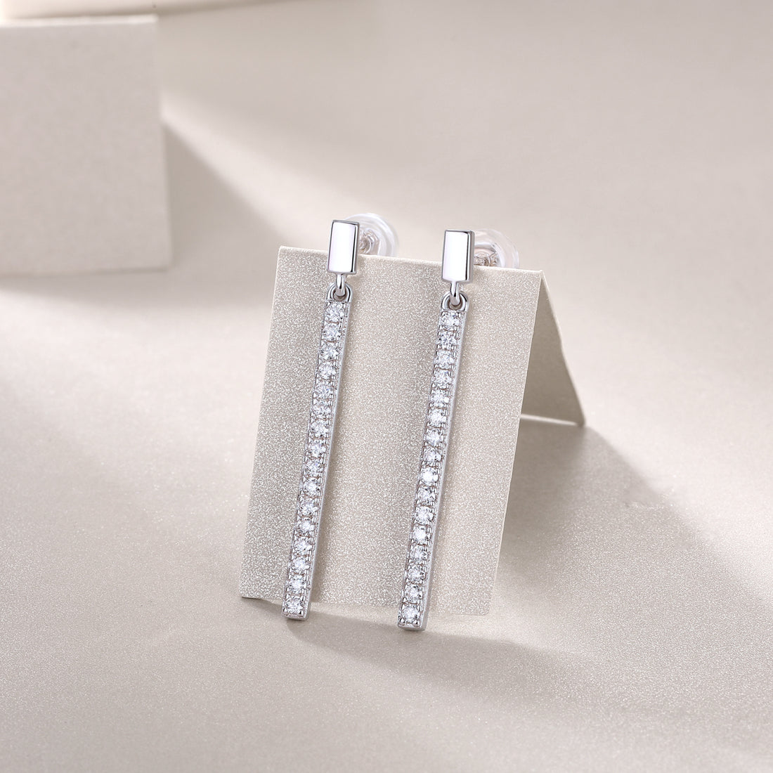 Jumping Diamond Set Moissanite Silver Earrings Luxury