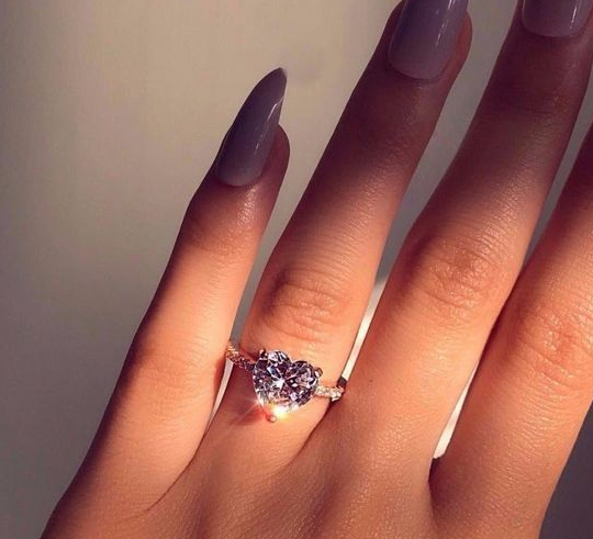 Heart zircon ring