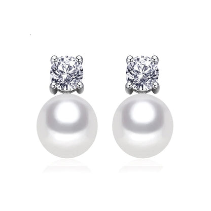 Round pearl stud earrings - view 3