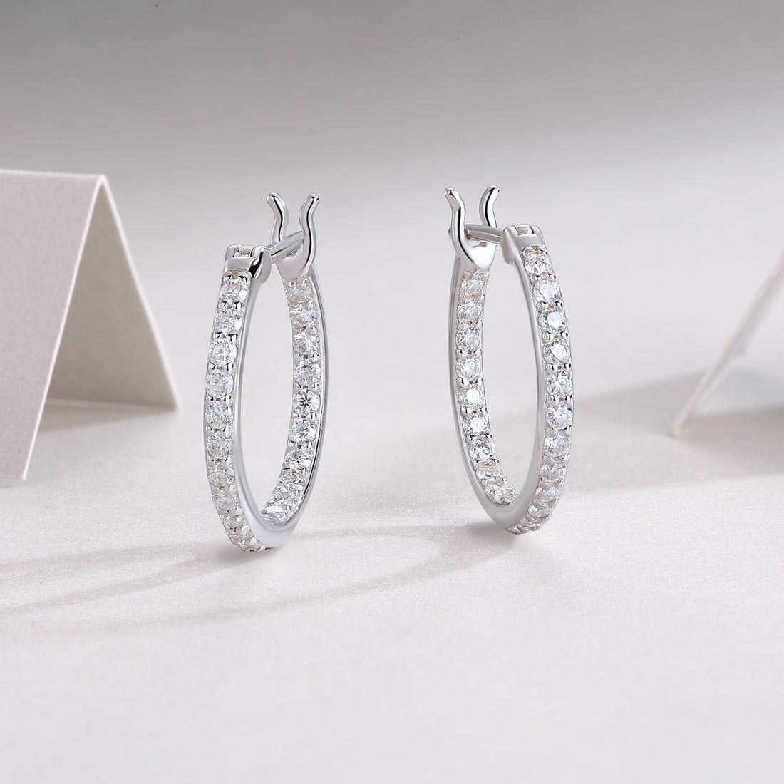 Streamer Diamond Set With Moissanite Silver Earrings