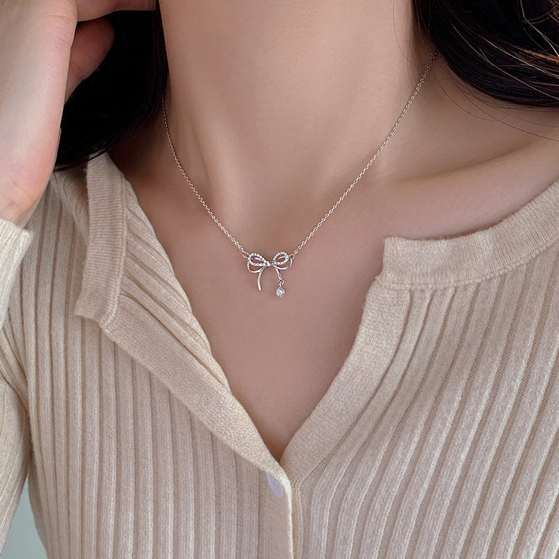 Fine Bow Pendant Necklace in S925 Silver - view 3