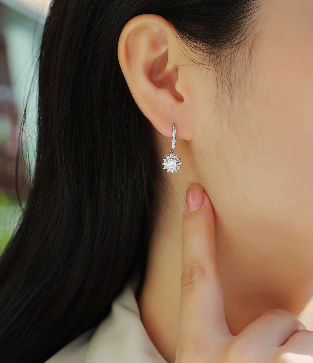 Qingcheng Fashionable Luxurious Diamond Jewelry Earrings