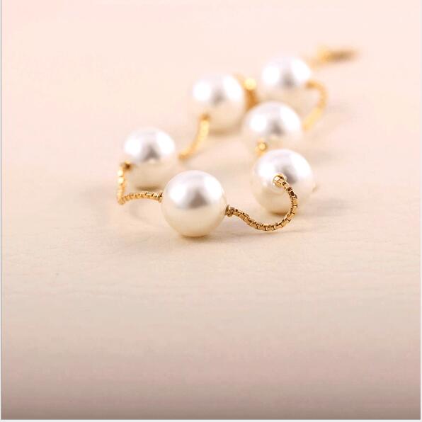 Pearl-Style Beaded Bracelet in Gold-Tone Silver - product view 3