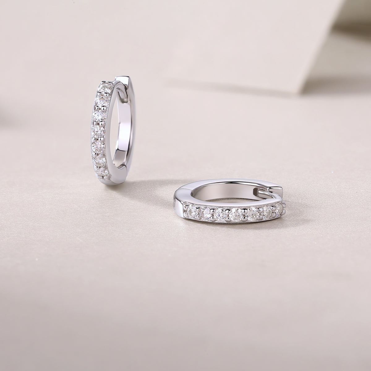 Sure Diamond Set Moissanite Silver Earrings Luxury - view 4