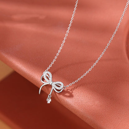 Fine Bow Pendant Necklace in S925 Silver - view 5