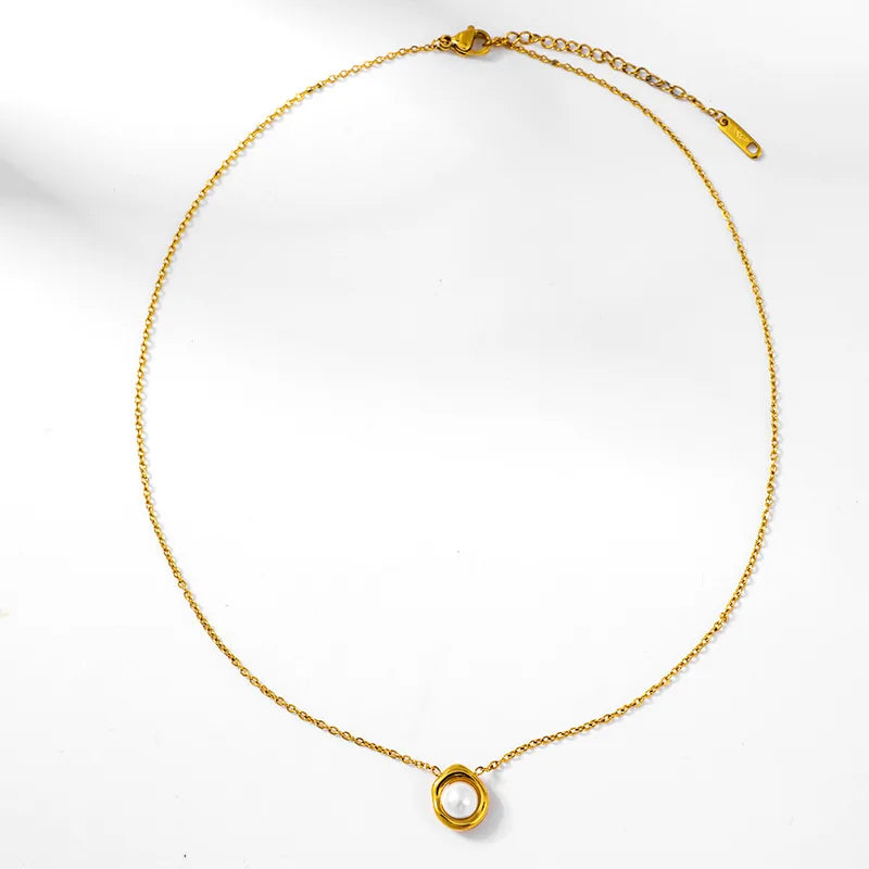Pearl Halo Pendant Necklace — product view 4