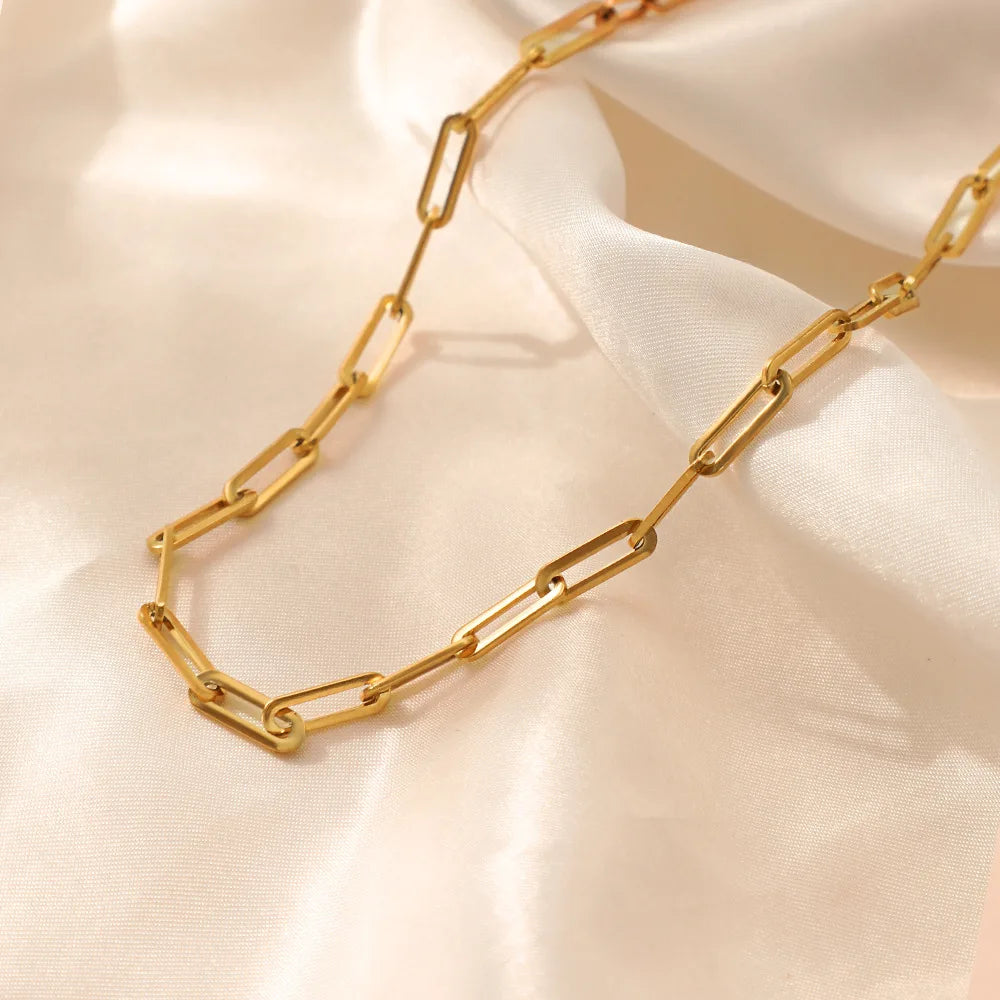 Gallery Link Necklace — product view 3