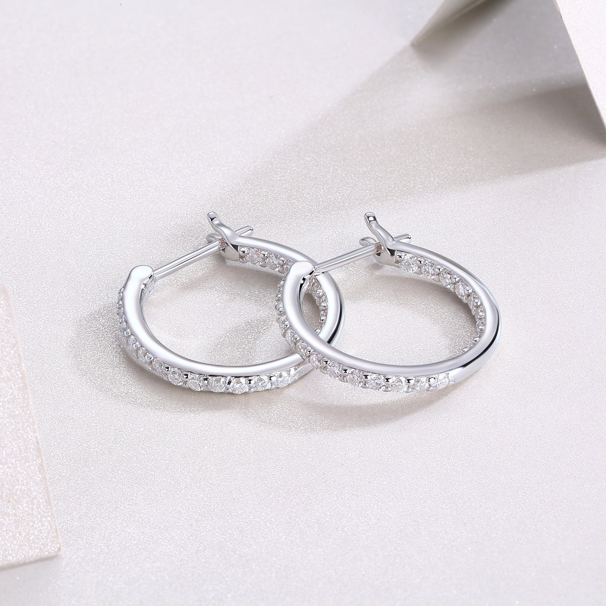 Streamer Diamond Set With Moissanite Silver Earrings - view 4