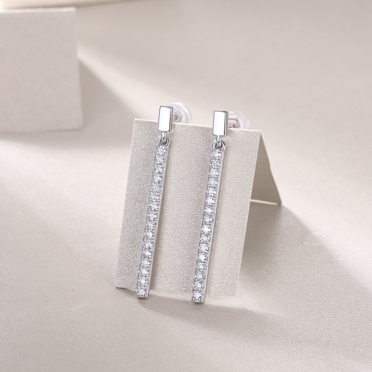 Jumping Diamond Set Moissanite Silver Earrings Luxury - view 3